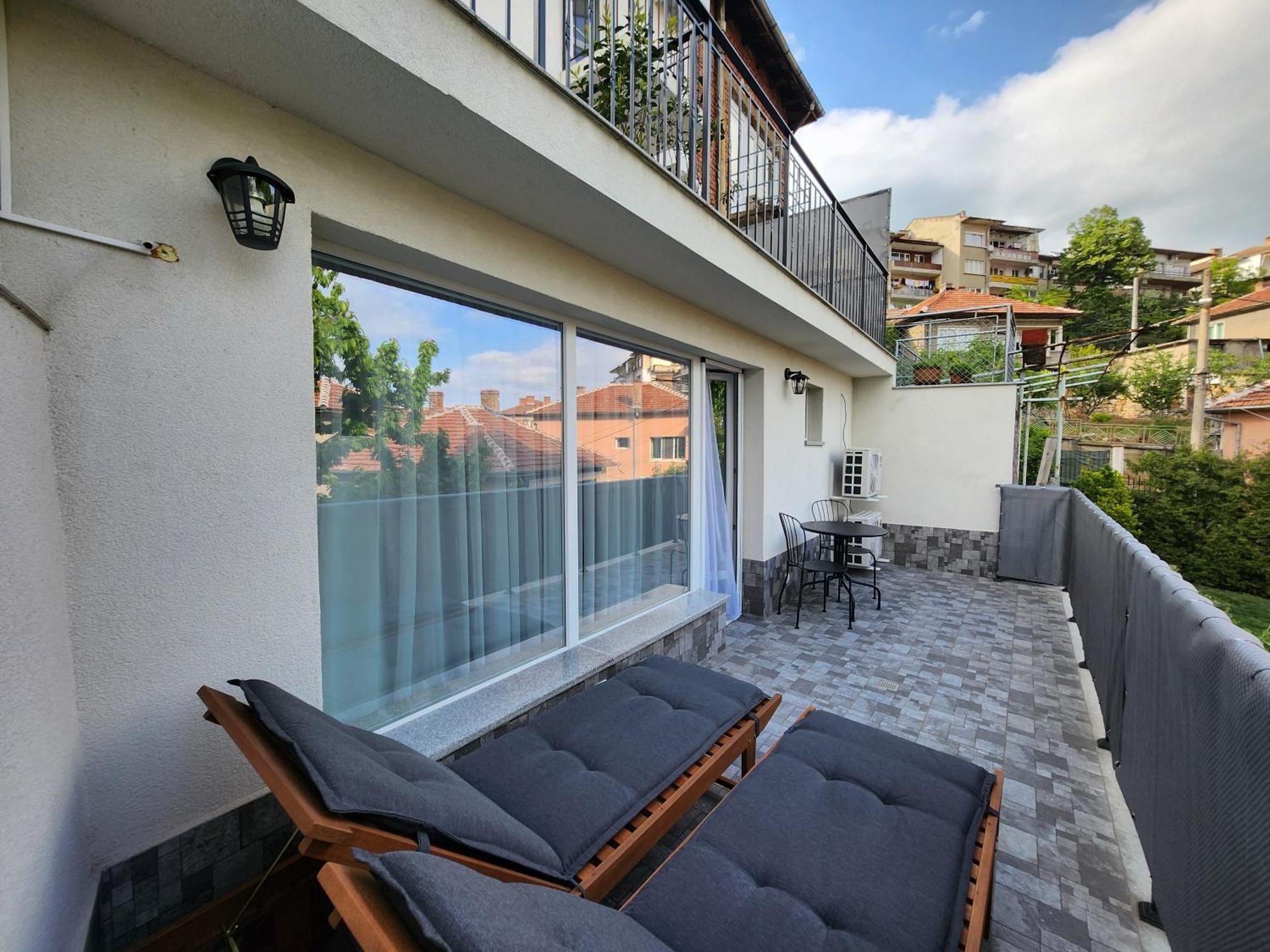 Panoramna - Guest Rooms Veliko Tărnovo Exteriör bild
