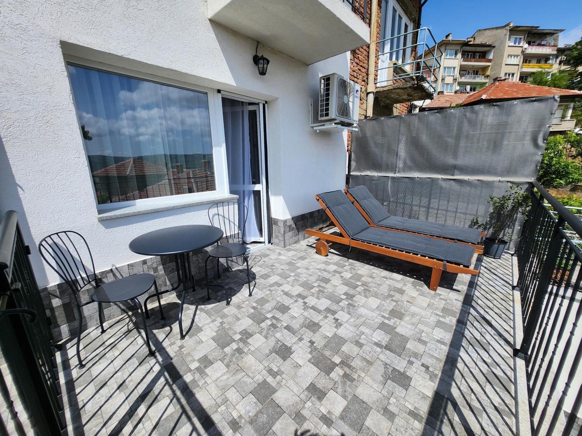 Panoramna - Guest Rooms Veliko Tărnovo Exteriör bild